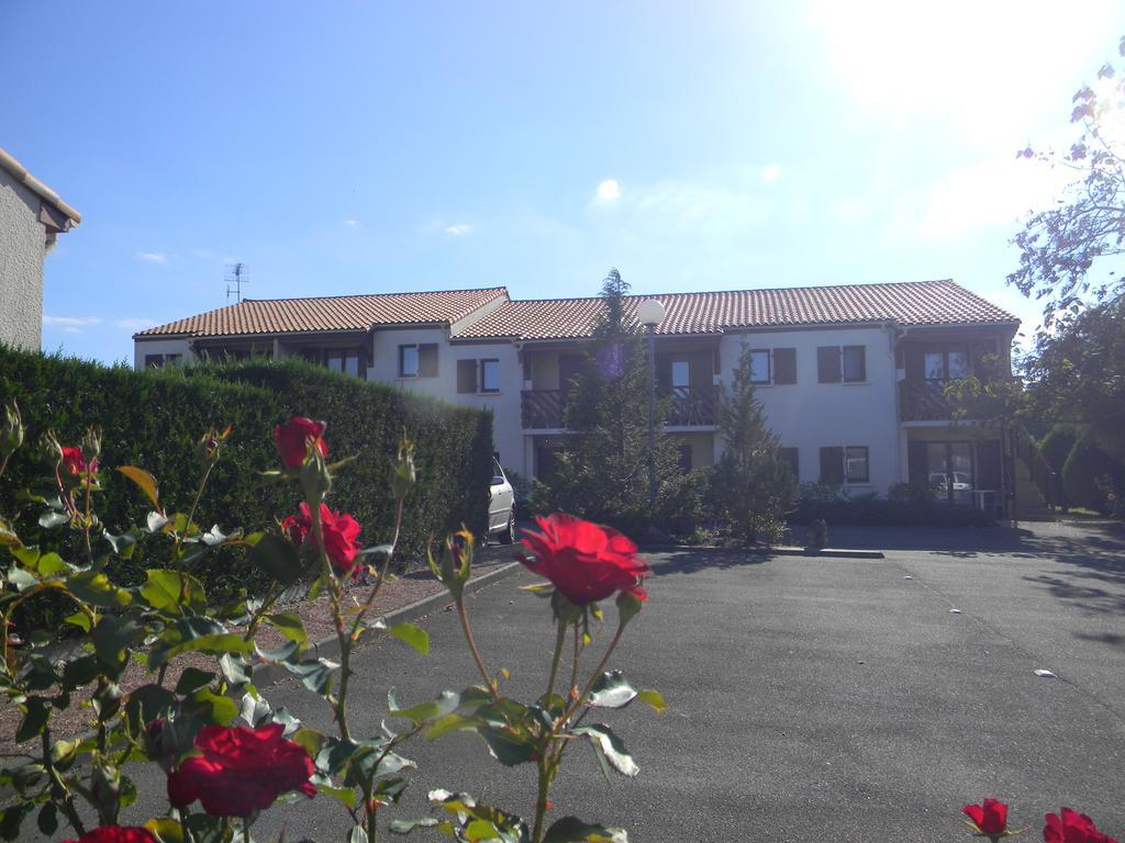 Residence Hoteliere Helios Jonzac Exterior photo